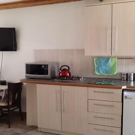 12 On Beach Guest House Saldanha Bay Exteriör bild
