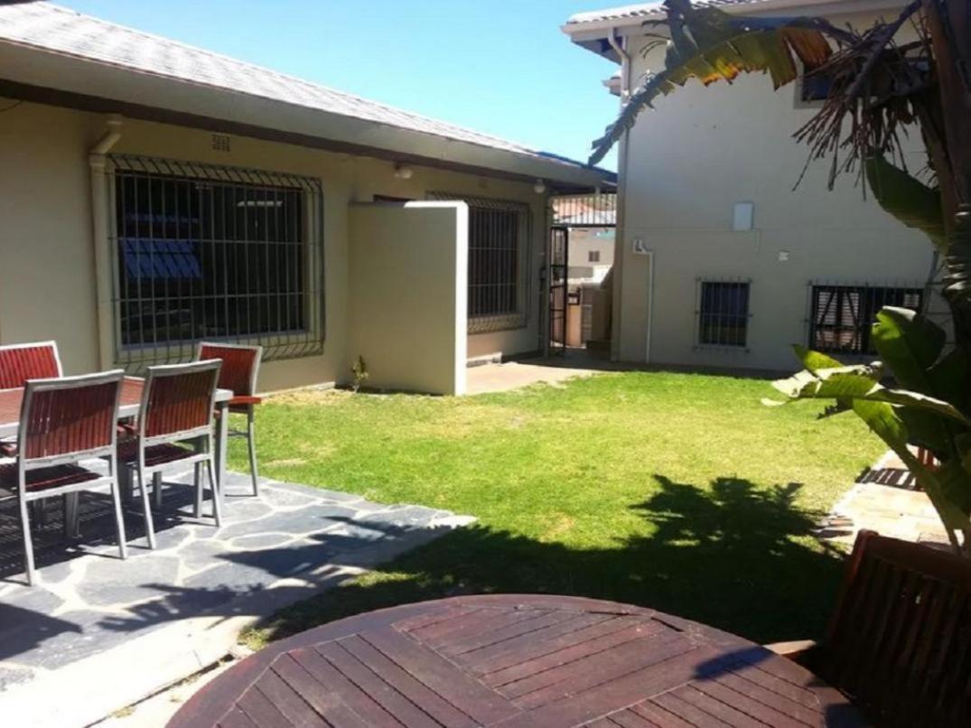 12 On Beach Guest House Saldanha Bay Exteriör bild