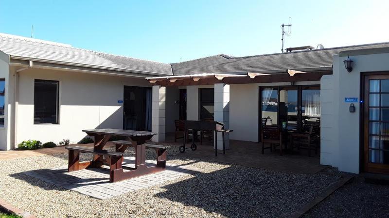 12 On Beach Guest House Saldanha Bay Exteriör bild