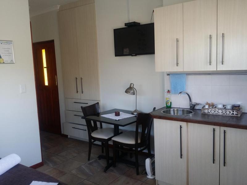 12 On Beach Guest House Saldanha Bay Exteriör bild
