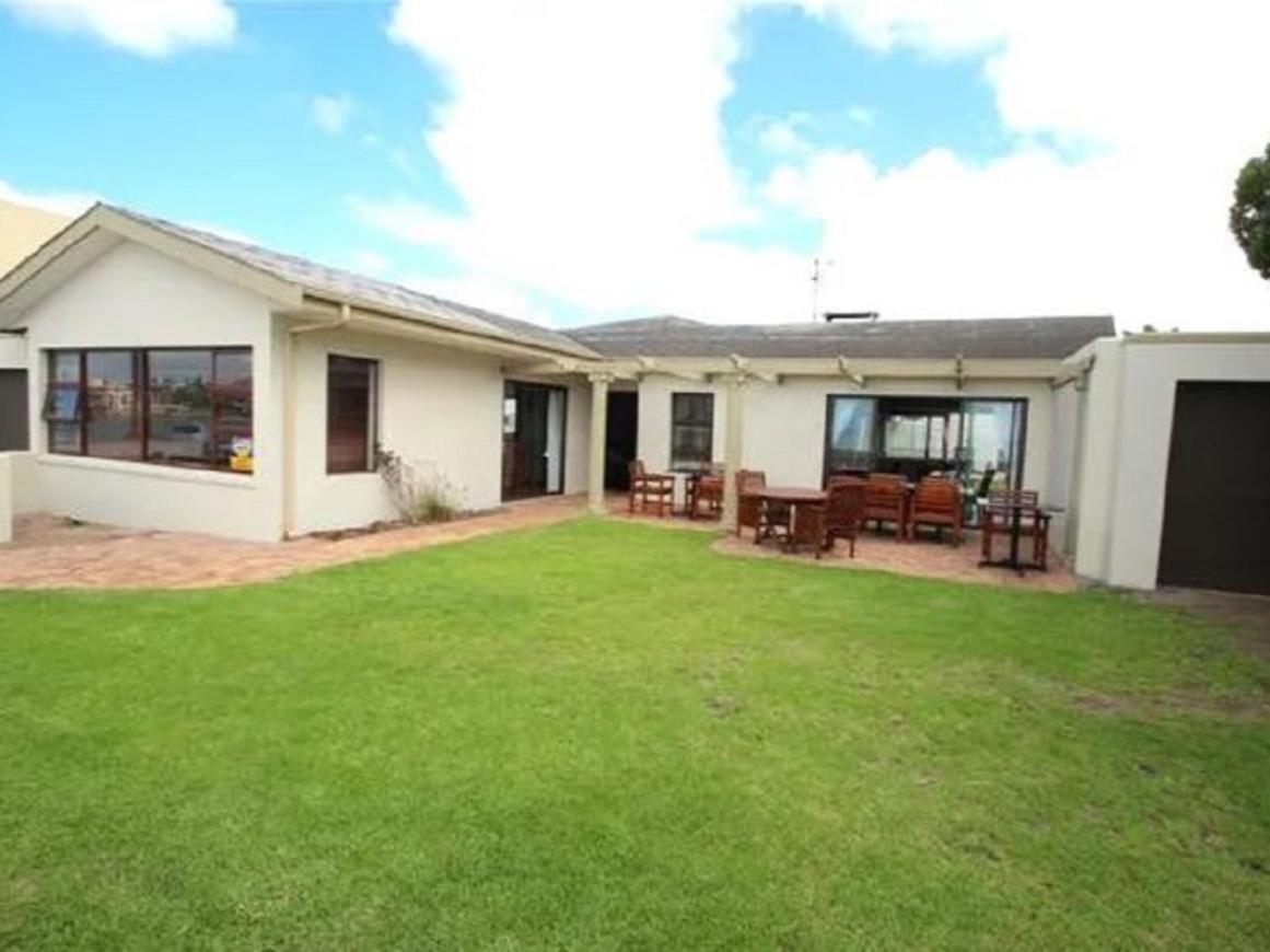 12 On Beach Guest House Saldanha Bay Exteriör bild