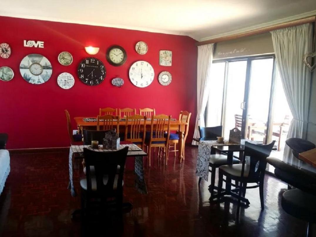 12 On Beach Guest House Saldanha Bay Exteriör bild