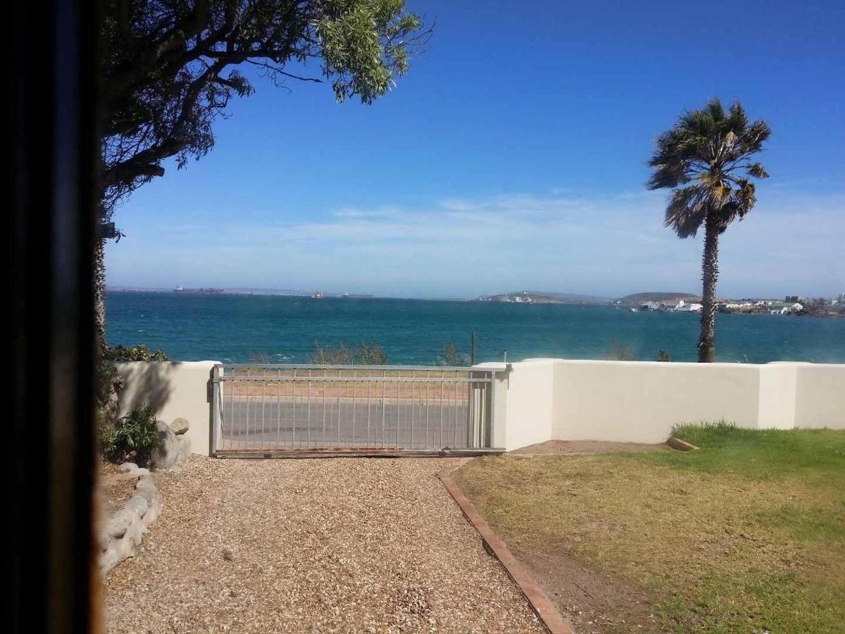 12 On Beach Guest House Saldanha Bay Exteriör bild
