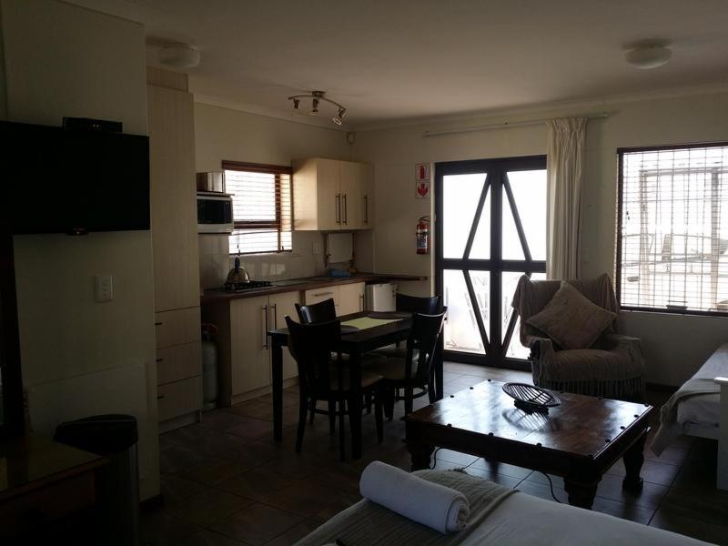 12 On Beach Guest House Saldanha Bay Exteriör bild